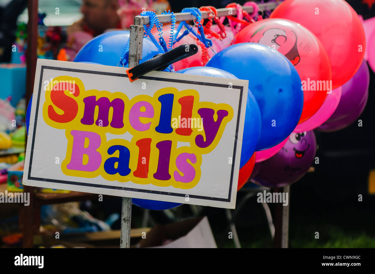 Segno per 'Smelly Balls" in un mercato in stallo Foto Stock