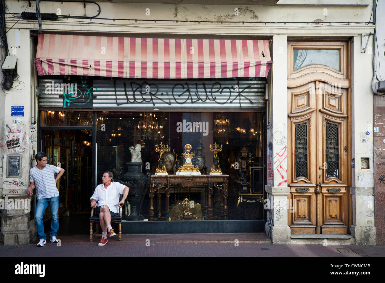 Negozio di antiquariato in San Telmo, Buenos Aires, Argentina. Foto Stock