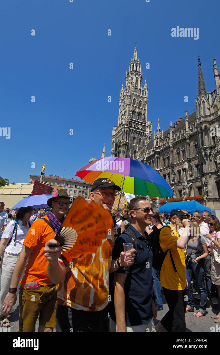 Monaco di Baviera, Marienplatz, Christopher Street Day, Gay parade, Baviera, Germania, Europa Foto Stock