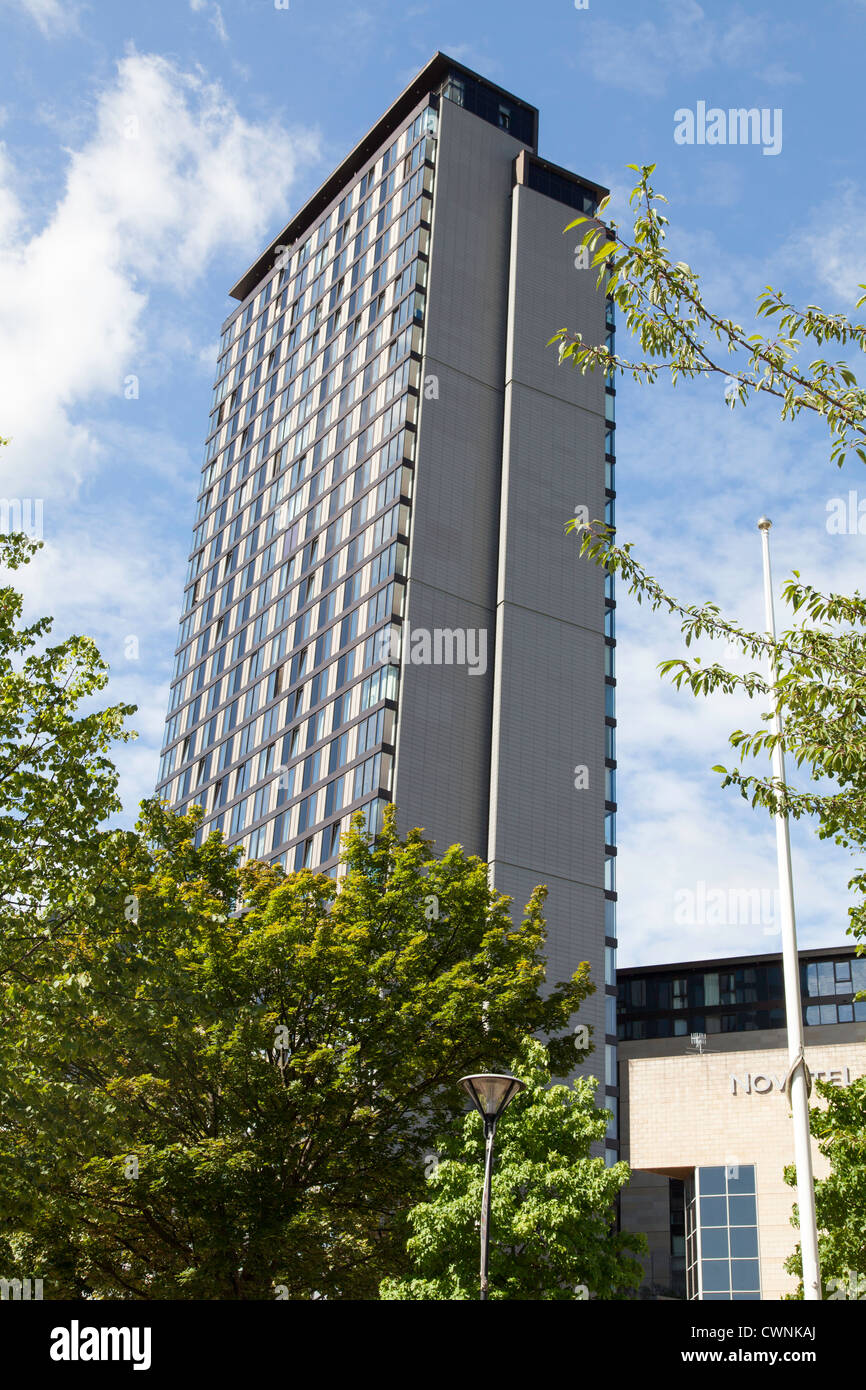 Sheffield il più alto edificio, St Paul's Tower, è un blocco di appartamenti in centro città. Foto Stock