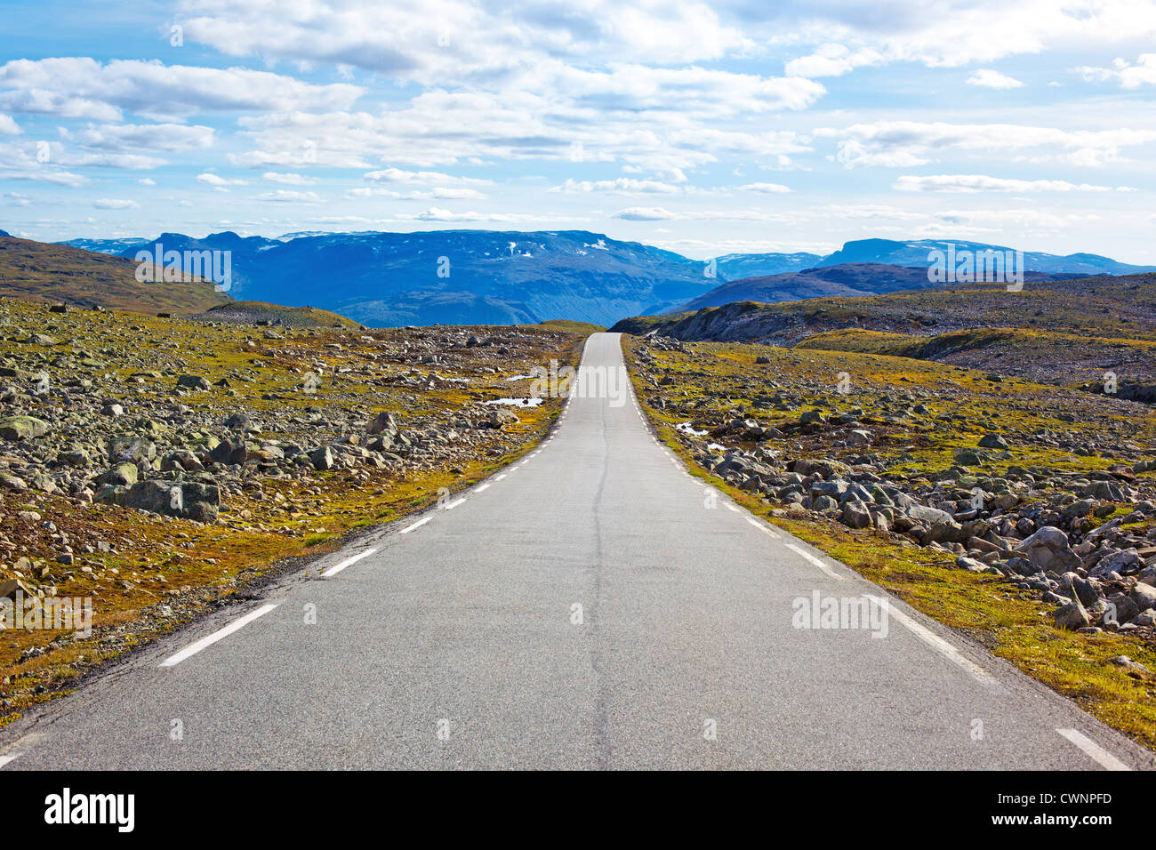 Norvegia paesaggio stradale sulle montagne. Foto Stock