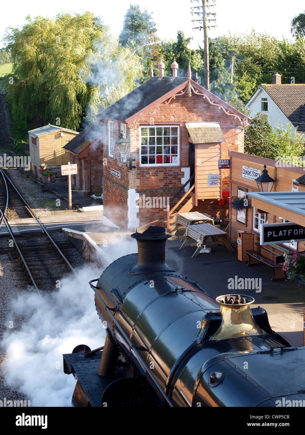 Locomotiva a vapore alla stazione Williton. West Somerset Steam Railway. Regno Unito Foto Stock