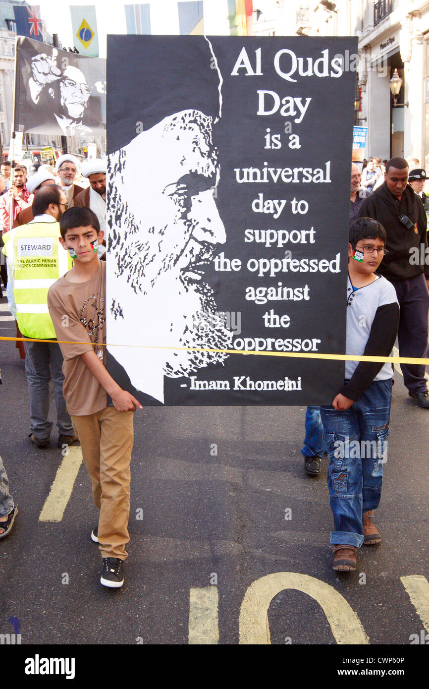 Il 2012 Al Quds giorno marzo, chiedendo un boicottaggio dei prodotti israeliani e la Palestina libera, avviene a Londra Foto Stock