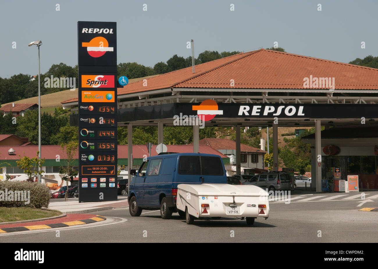 Spagnolo stazione di rifornimento Repsol combustibili della società Foto Stock