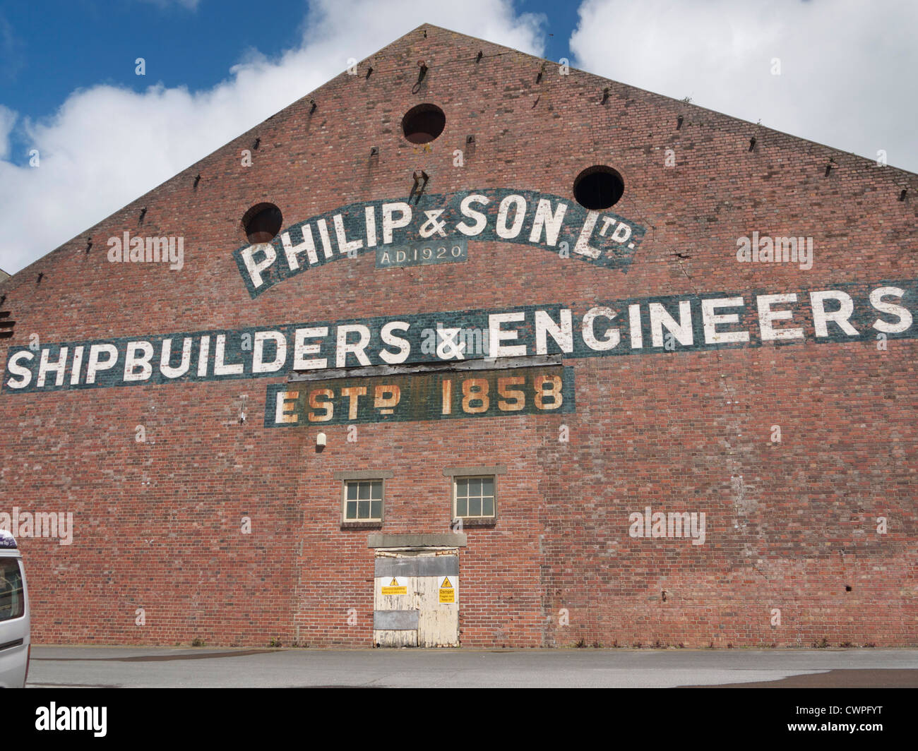 Philip & Sons costruttori navali edificio a NOSS Marina, Dartmouth, Devon Foto Stock