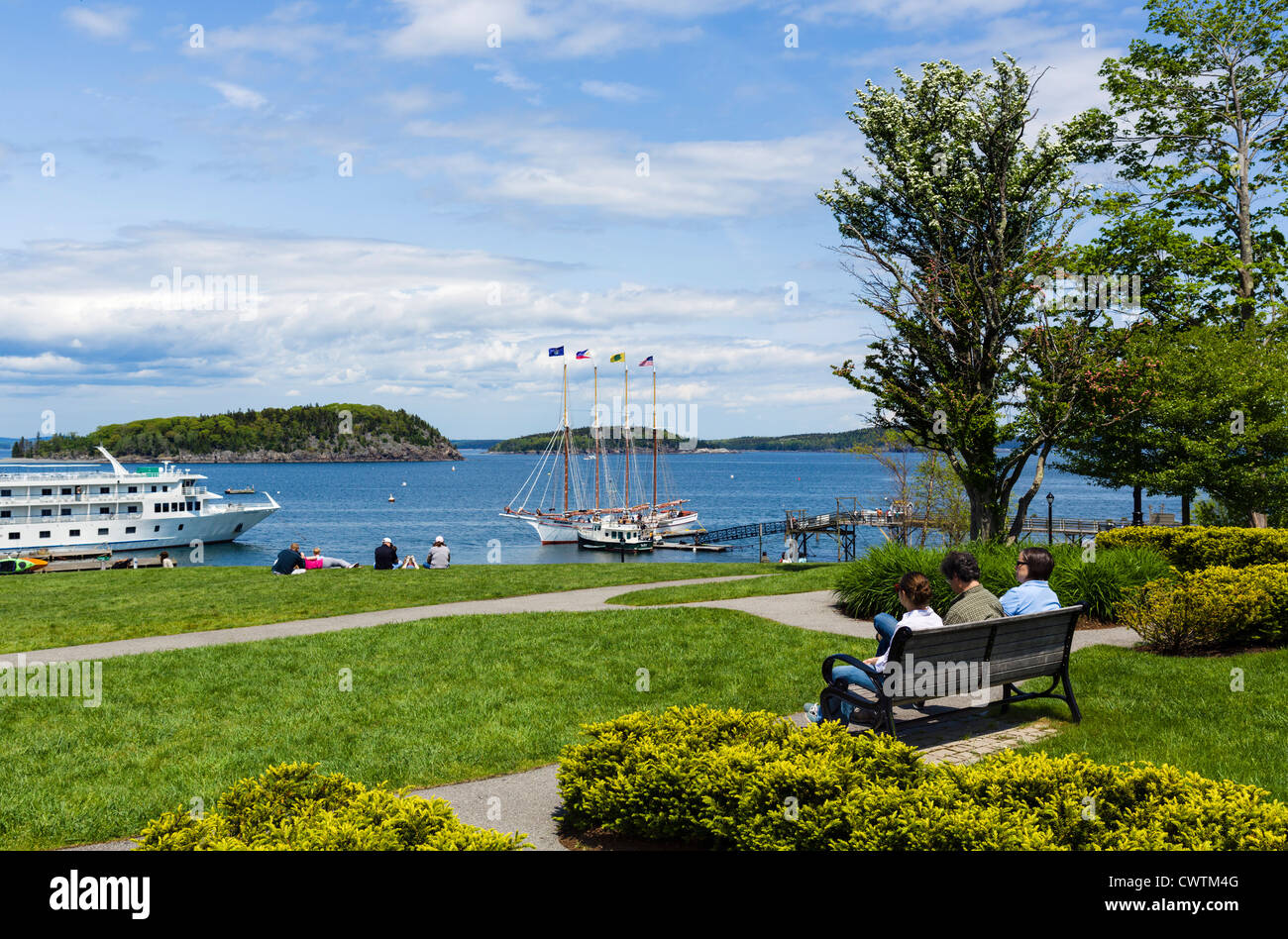 Parco affacciato sul porto, Bar Harbor, isola di Mount Desert, Maine, Stati Uniti d'America Foto Stock