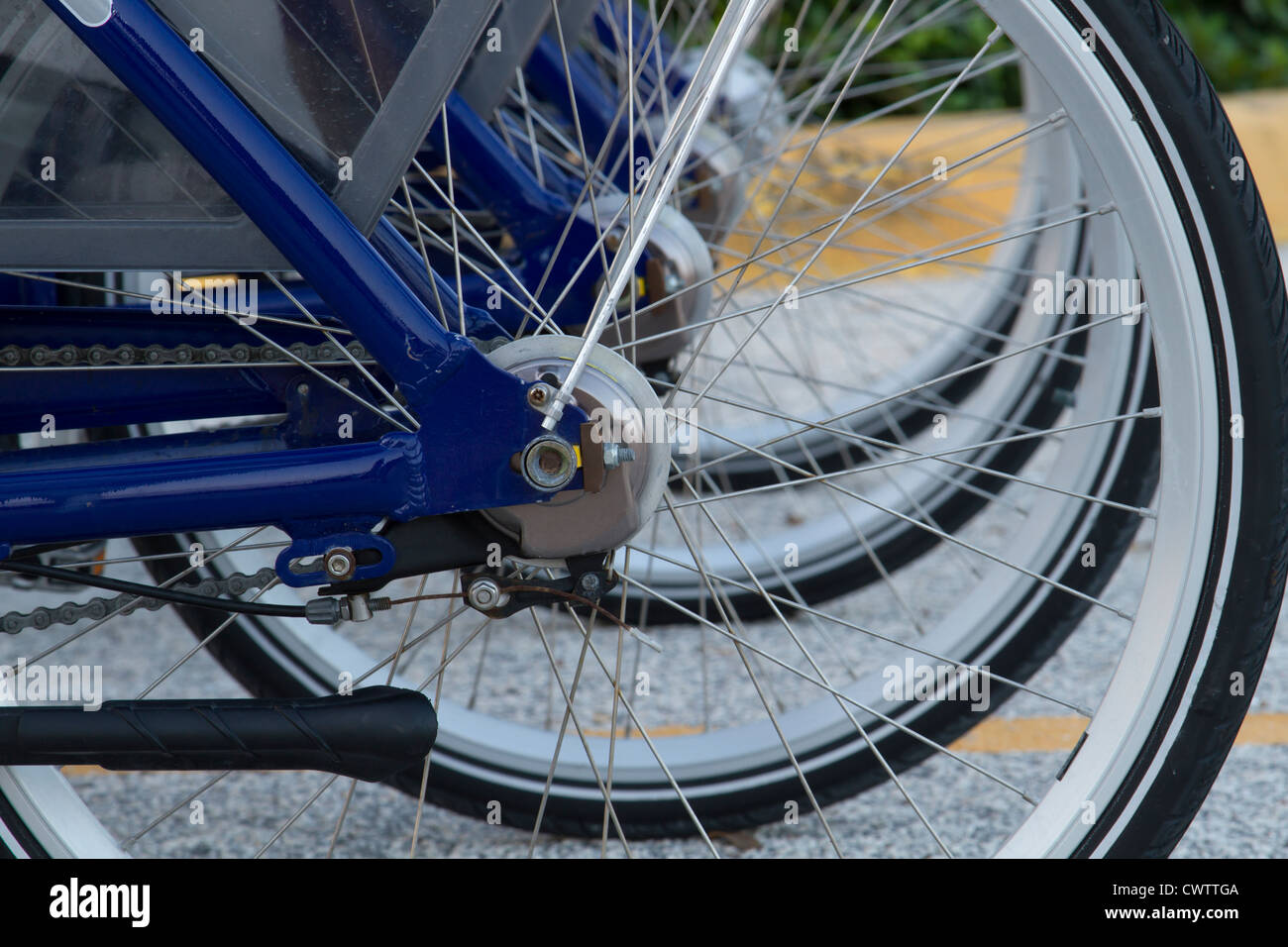 Biciclette in fila Foto Stock