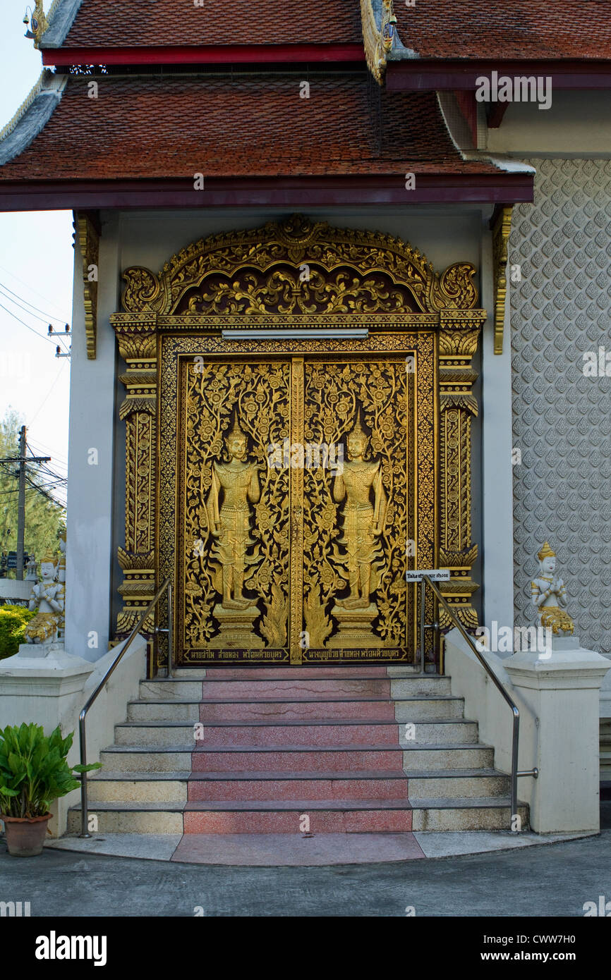 Tempio buddista porta in Chang Mai, a nord della Thailandia, Asia Foto Stock
