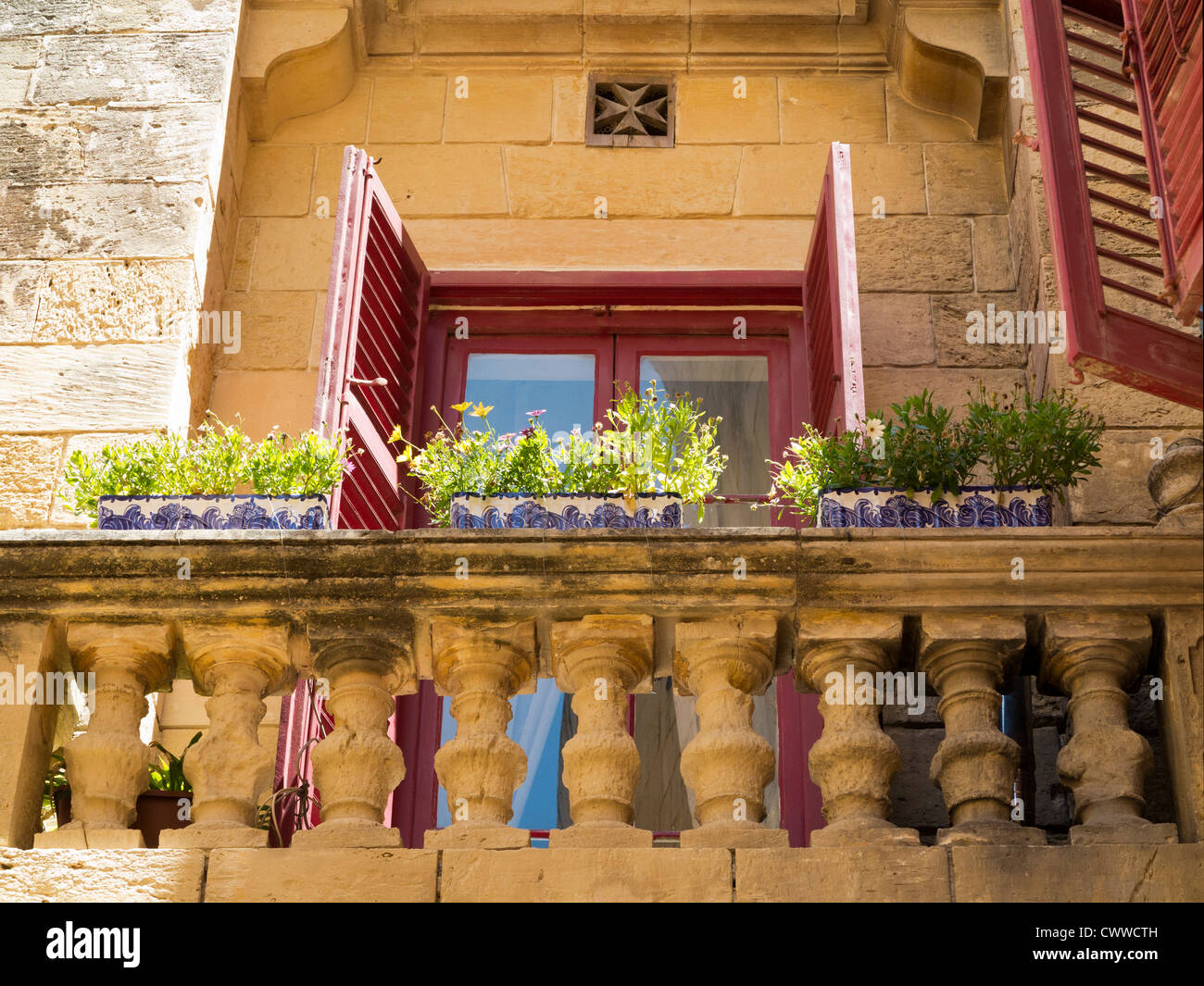 Architettura Maltese visto per le strade dell'isola di Malta, Mare Mediterraneo Foto Stock