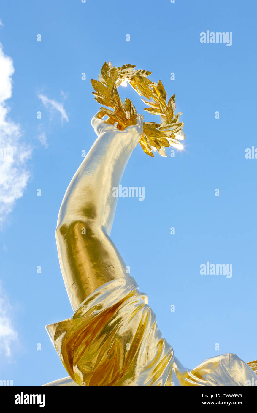 Oro corona di alloro, vittoria concetto. Siegessaule, Berlino Foto Stock