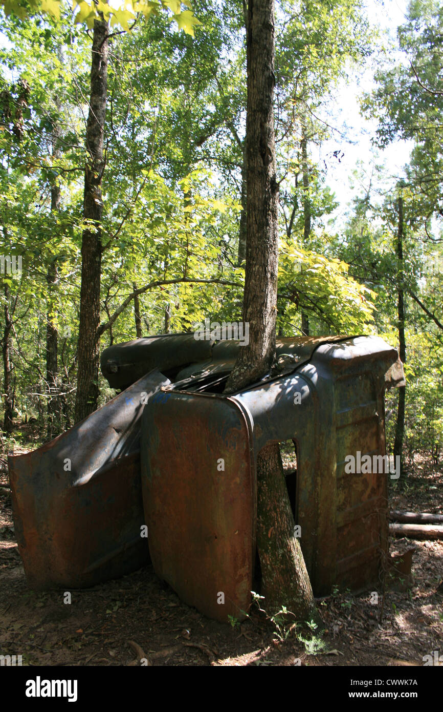 Vintage antiquariato vecchio camion automobile carrello arrugginita rustico automobili da collezione Foto Stock