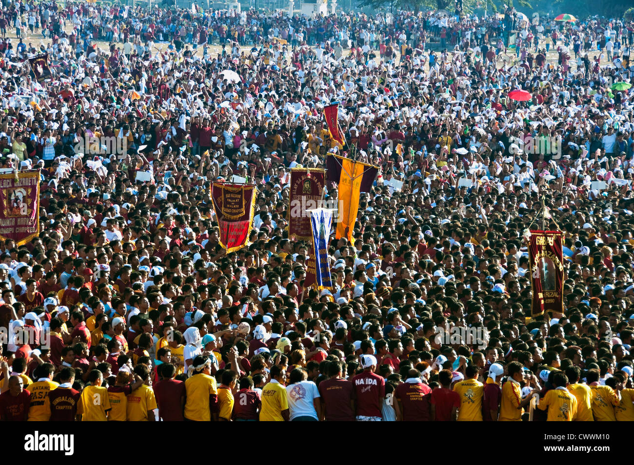 Milioni di persone hanno partecipato alla commemorazione annuale della festa del Nazareno nero a Manila il 9 gennaio 2010. Foto Stock