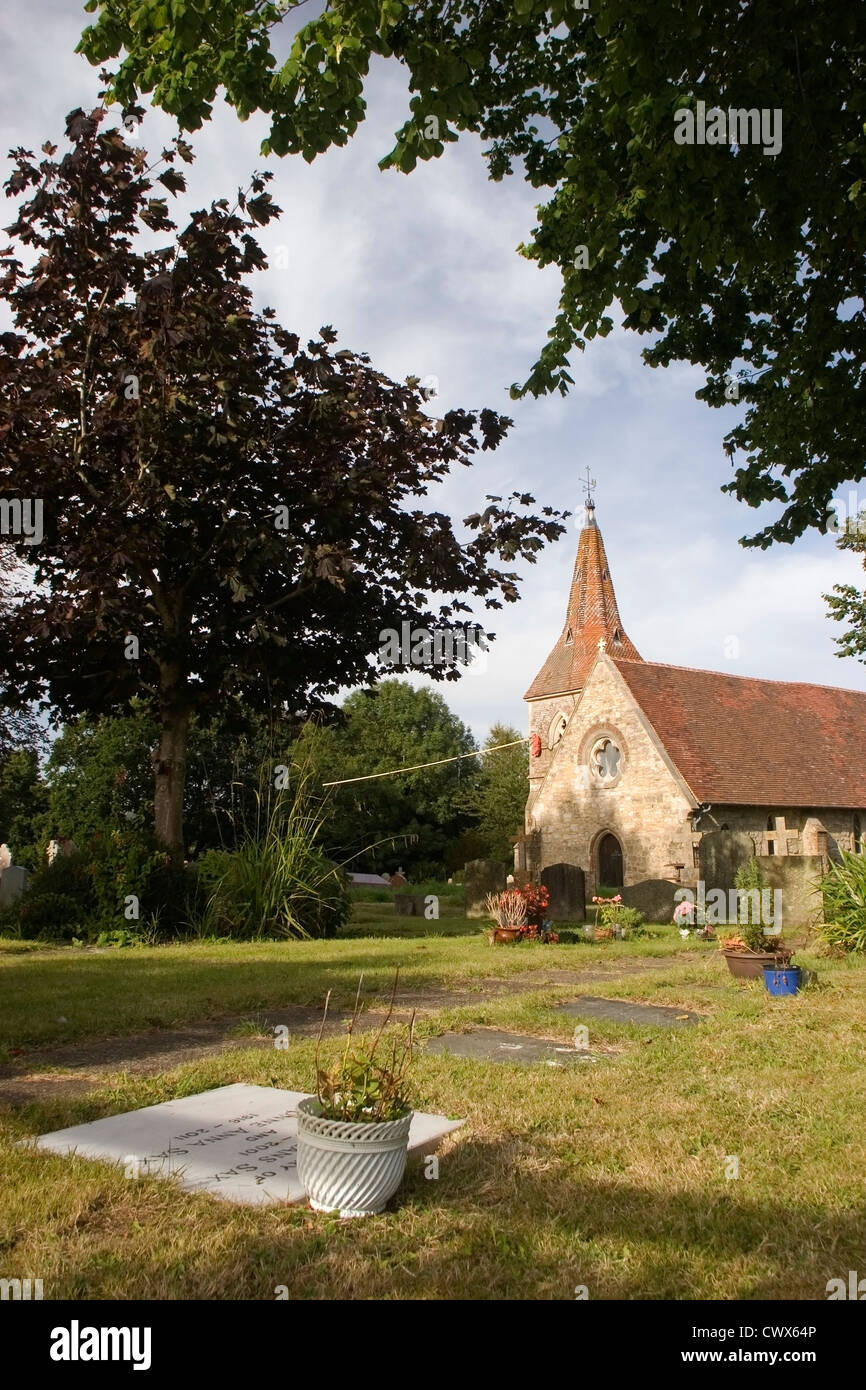 La Chiesa Parrocchiale di Santa Maria Maddalena, Whatlington Village, East Sussex, Inghilterra, vicino a Battle e Hastings Foto Stock