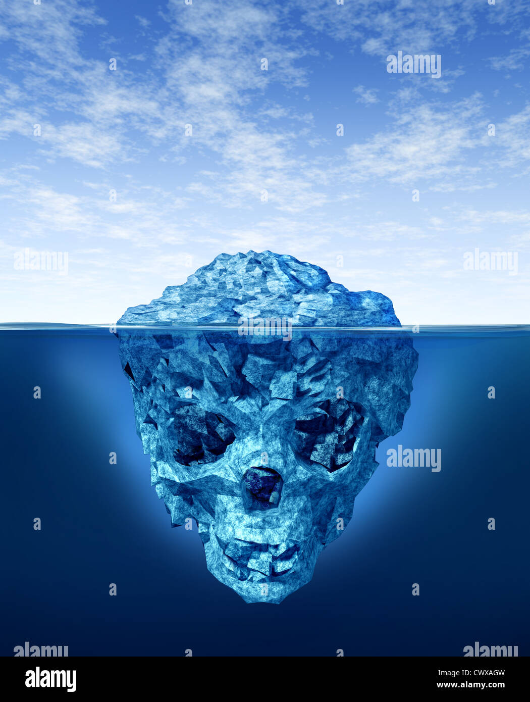 Pericoli nascosti con un pericoloso ingannevoli iceberg galleggianti in freddo Oceano artico acqua con una piccola parte del ghiaccio congelato montagna sopra il mare e il nascosto parte inferiore a forma di morte teschio umano scheletro. Foto Stock