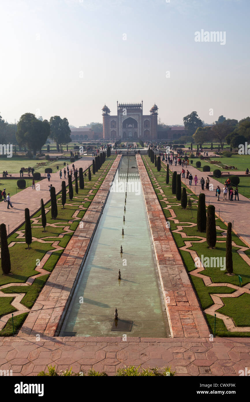 Taj Mahal, Agra, Uttar Pradesh, India nella luce del mattino Foto Stock