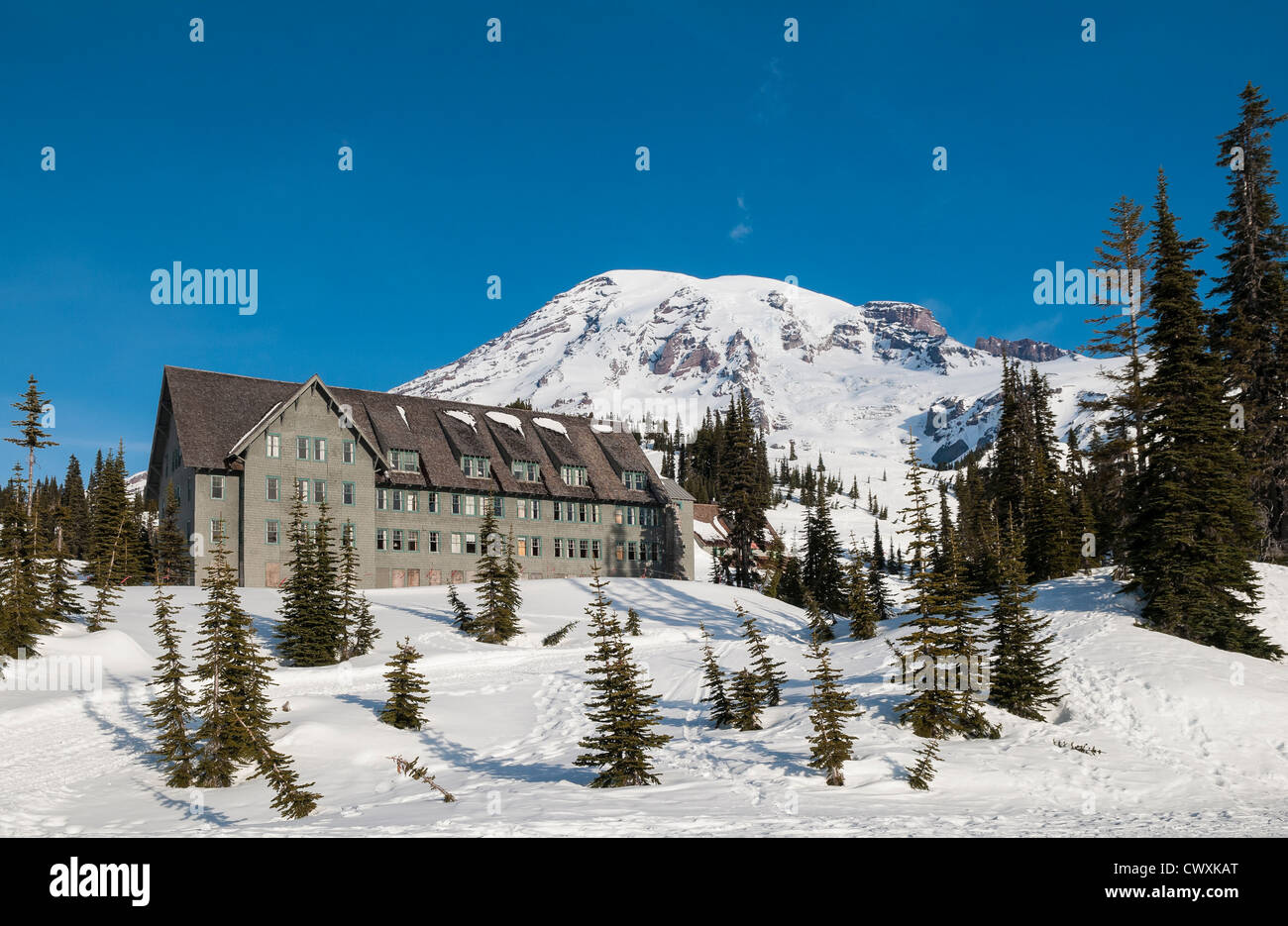 Paradise Inn in inverno; il Parco Nazionale del Monte Rainier, Washington. Foto Stock