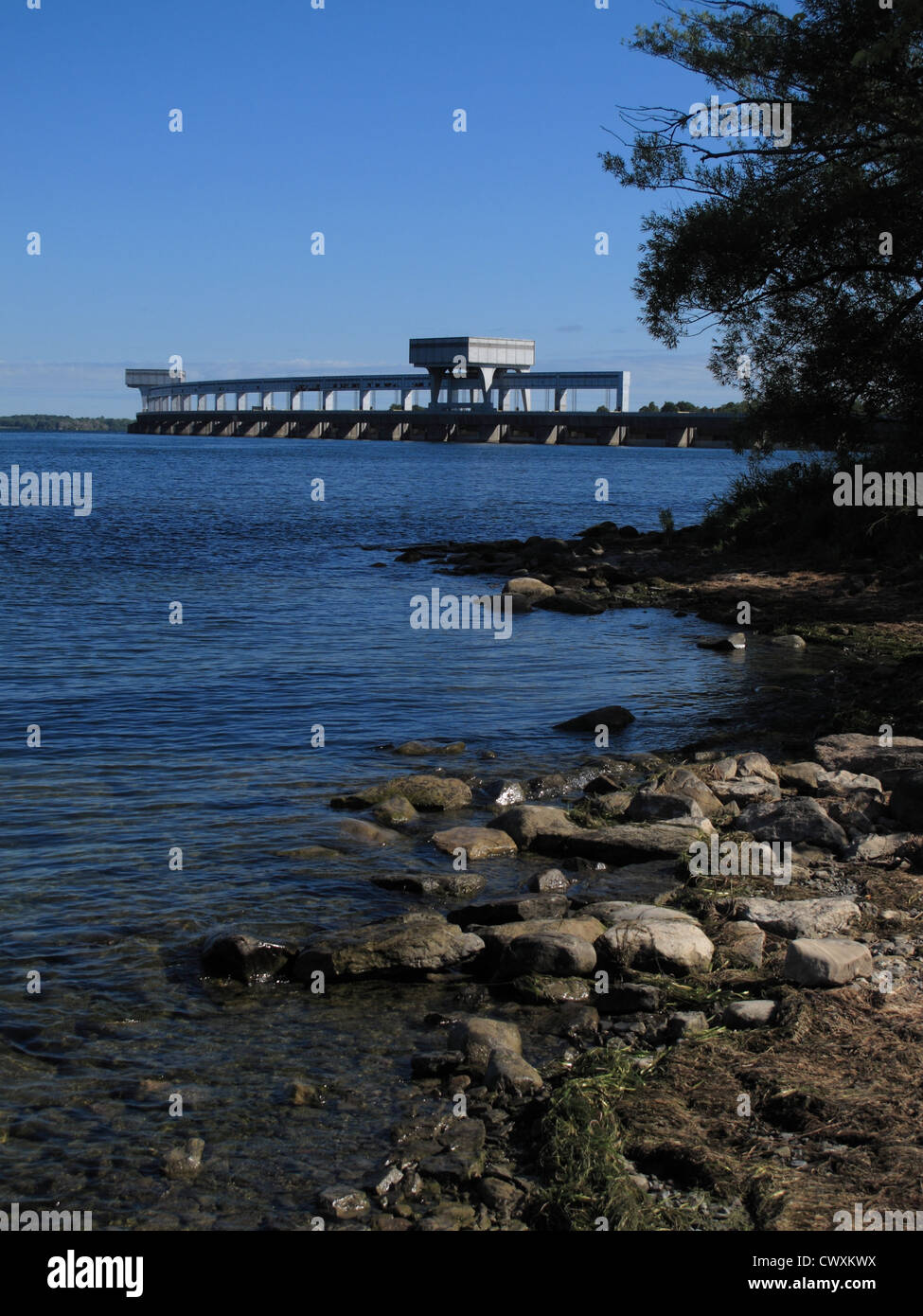 Robert Mosè parco dello stato a potenza Moses-Saunders Dam, San Lorenzo Lago, parte di San Lawrence Seaway, Massena, NY, 01 Settembre Foto Stock