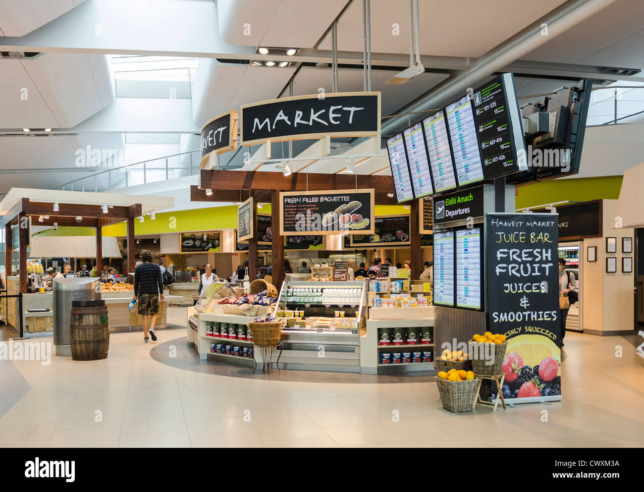 Cafe al terminale 2, Aeroporto di Dublino, Irlanda Foto Stock