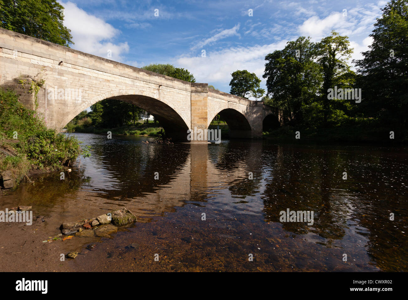 Boston Spa ponte, costruito 1768-1772. Il ponte è stato finanziato dai proprietari terrieri, per consentire la caccia al locale per attraversare il fiume Wharfe. Foto Stock