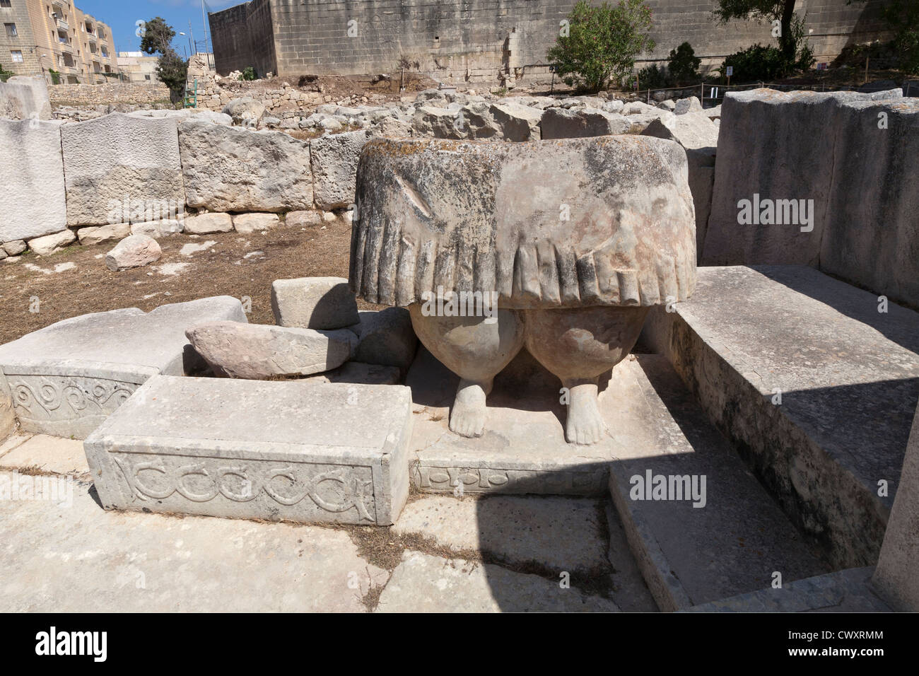 La riproduzione della Madre Terra statua in templi di Tarxien situato sul tempio del neolitico Street, isola di Malta, Mediterranea Foto Stock