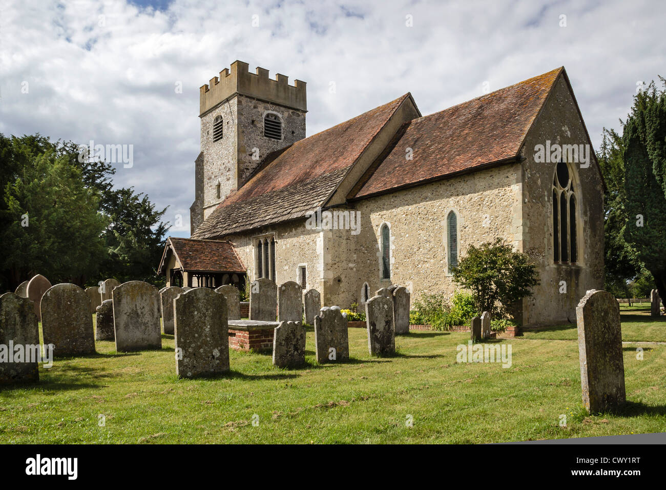 Chiesa di Santa Maria Vergine, inviare vicino a Guildford, Surrey, Inghilterra, Regno Unito. Europa Foto Stock