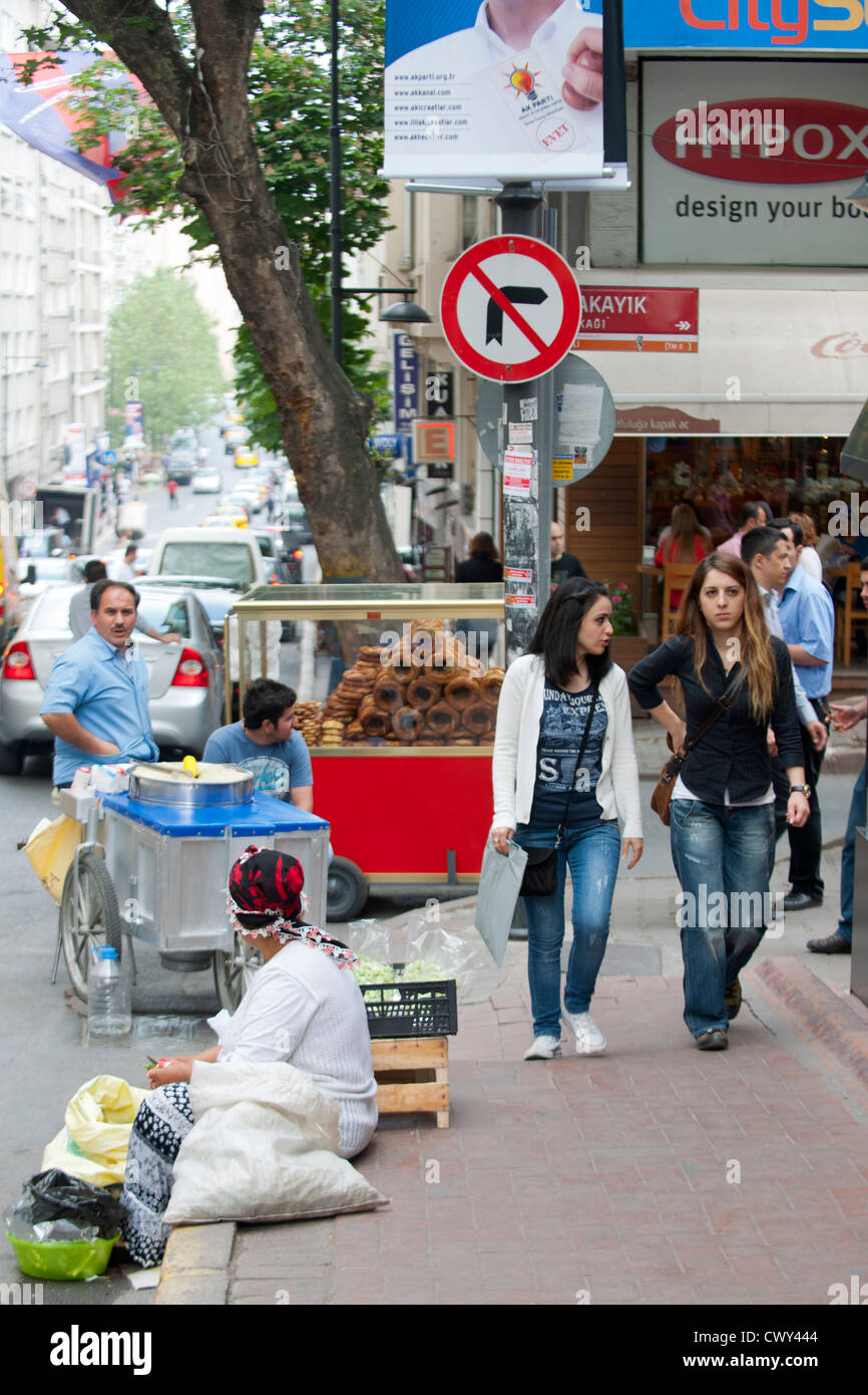 Türkei, Istanbul, Nisantasi, Vali Konagi Caddesi Foto Stock