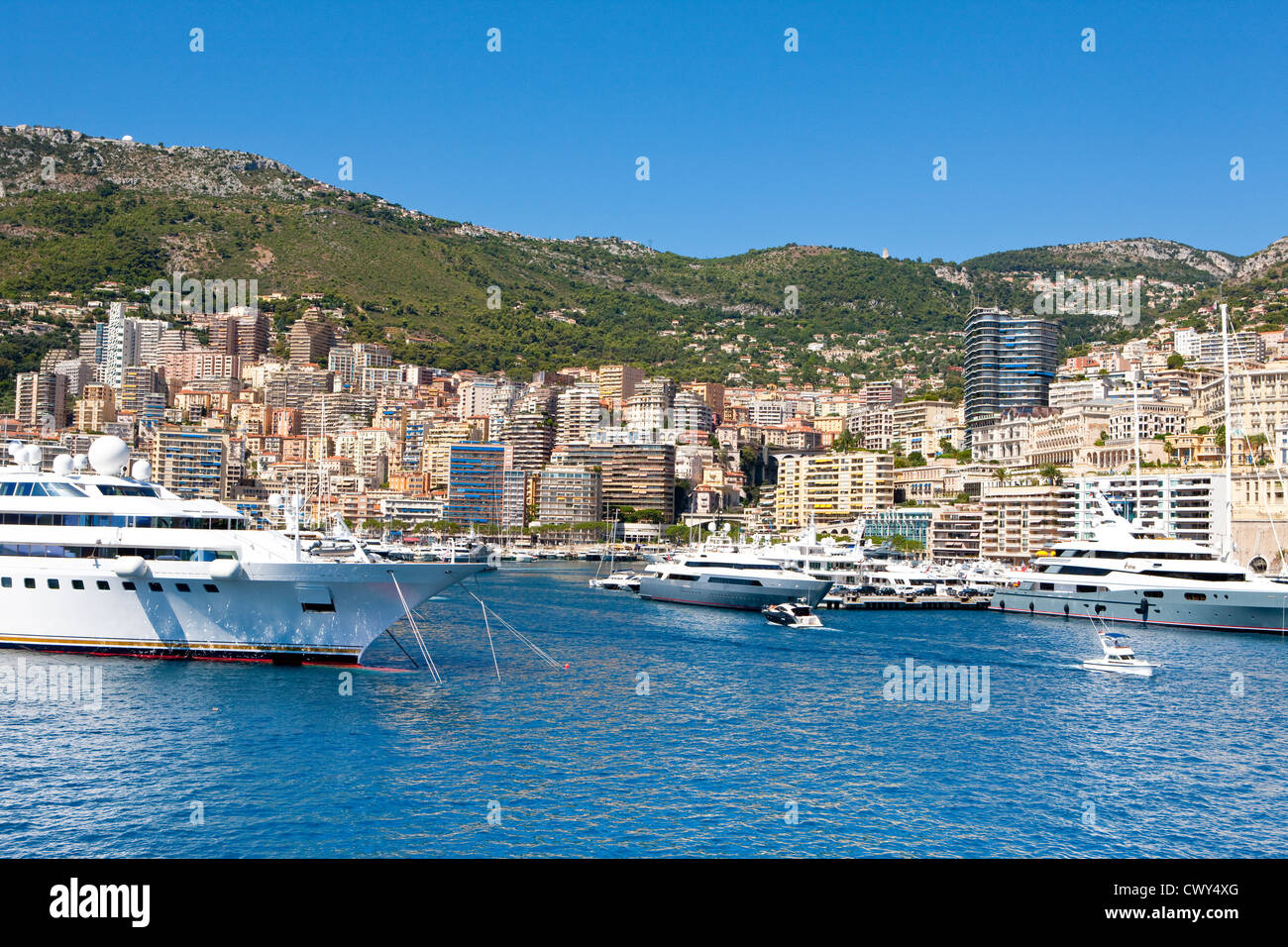 Vista del porto di Ercole, La Condamine, il Principato di Monaco Foto Stock