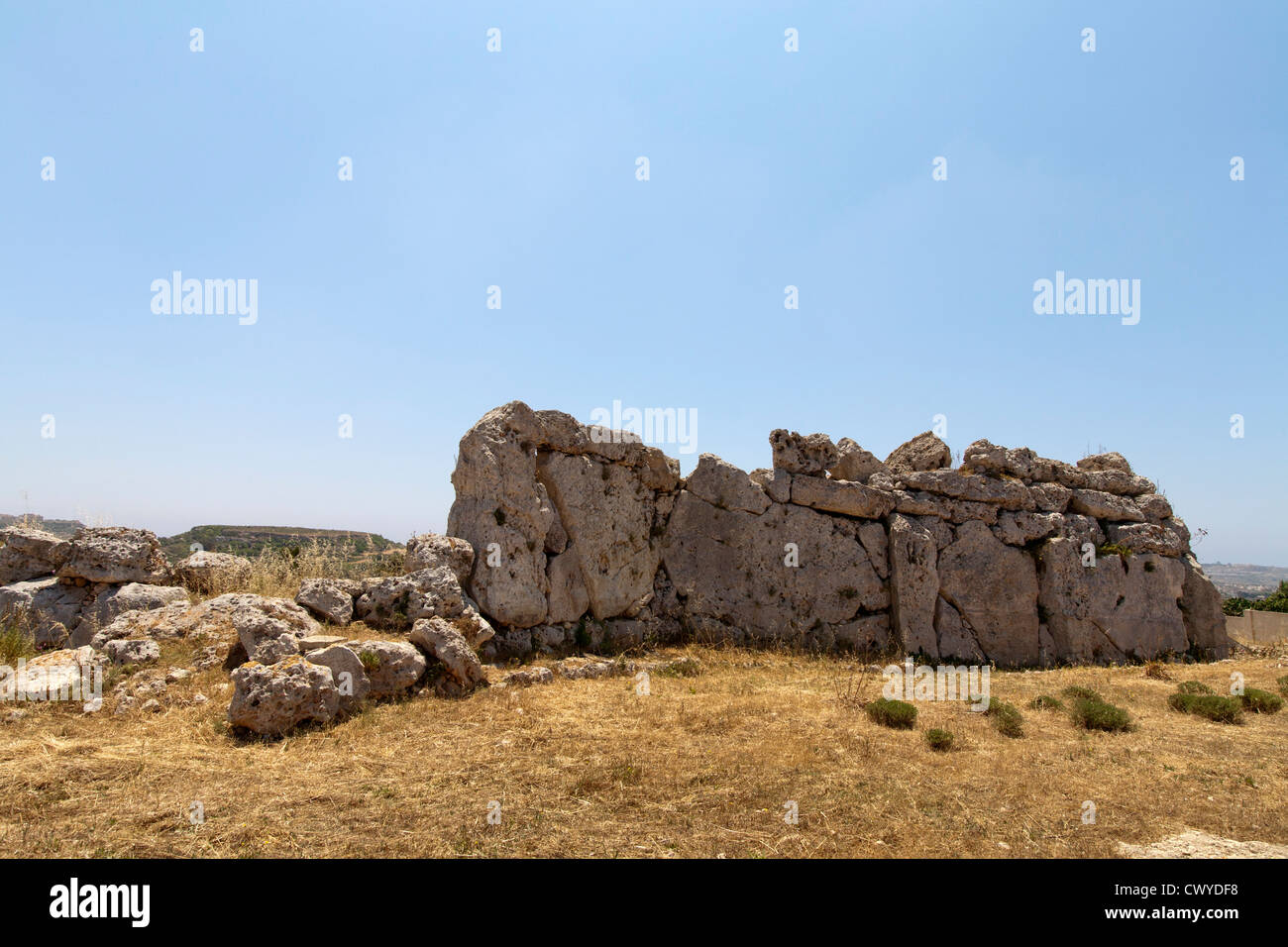 Le pareti esterne dei templi di Ggantija vicino Xagha, isola di Gozo, vicino a Malta, Mare Mediterraneo Foto Stock