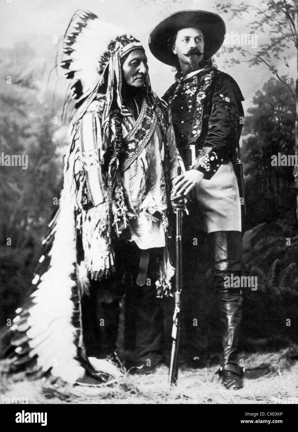 Toro Seduto, Sioux Chief e Buffalo Bill Cody, circa 1885 Foto Stock
