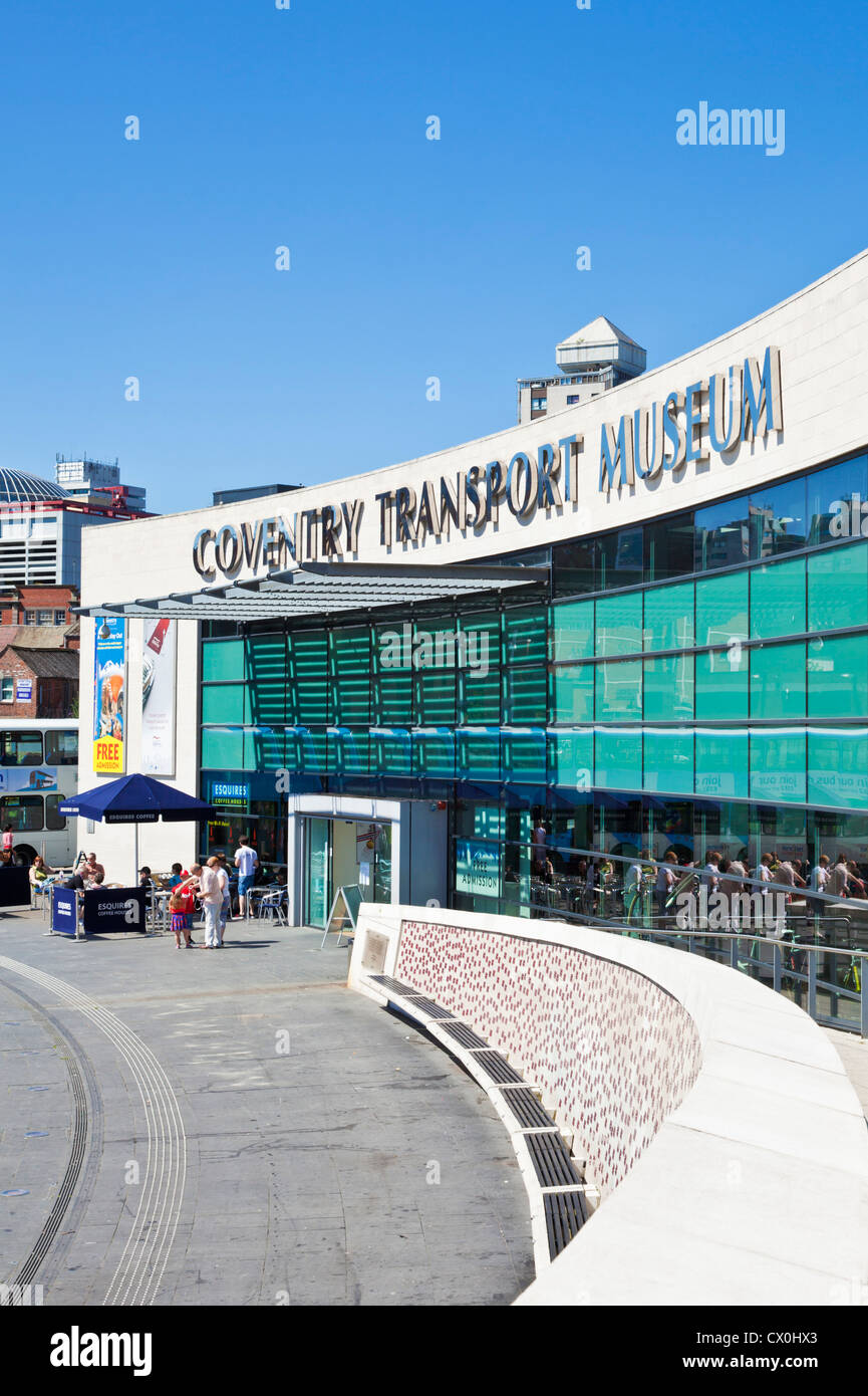 Museo dei trasporti di Coventry Millennium Place Coventry West midlands inghilterra regno unito europa Foto Stock