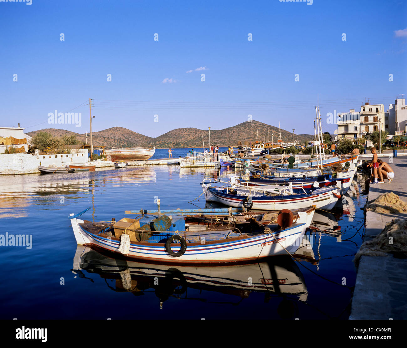 8194. Porto di pescatori, Elounda, Creta, Grecia, Europa Foto Stock