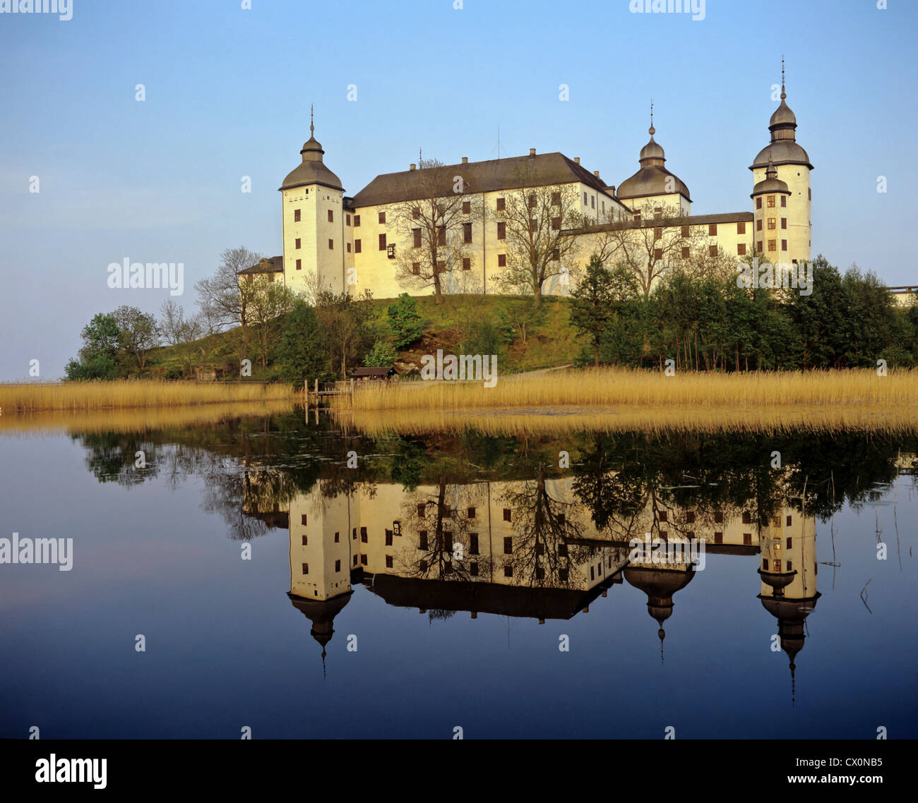 8226. Castello di Lacko, Lago Vanern, Svezia, Europa Foto Stock
