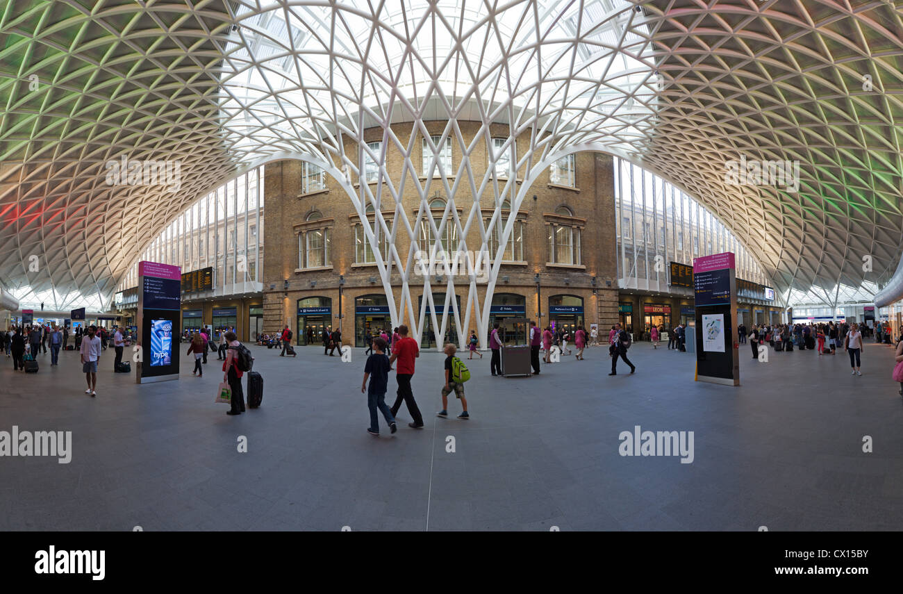 Panorama della nuova estensione alla stazione di Kings Cross a Londra Foto Stock
