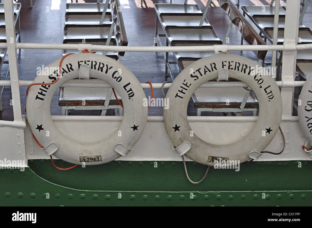 Boe ad anello su Star Ferry boat (Hong Kong (Cina) Foto Stock