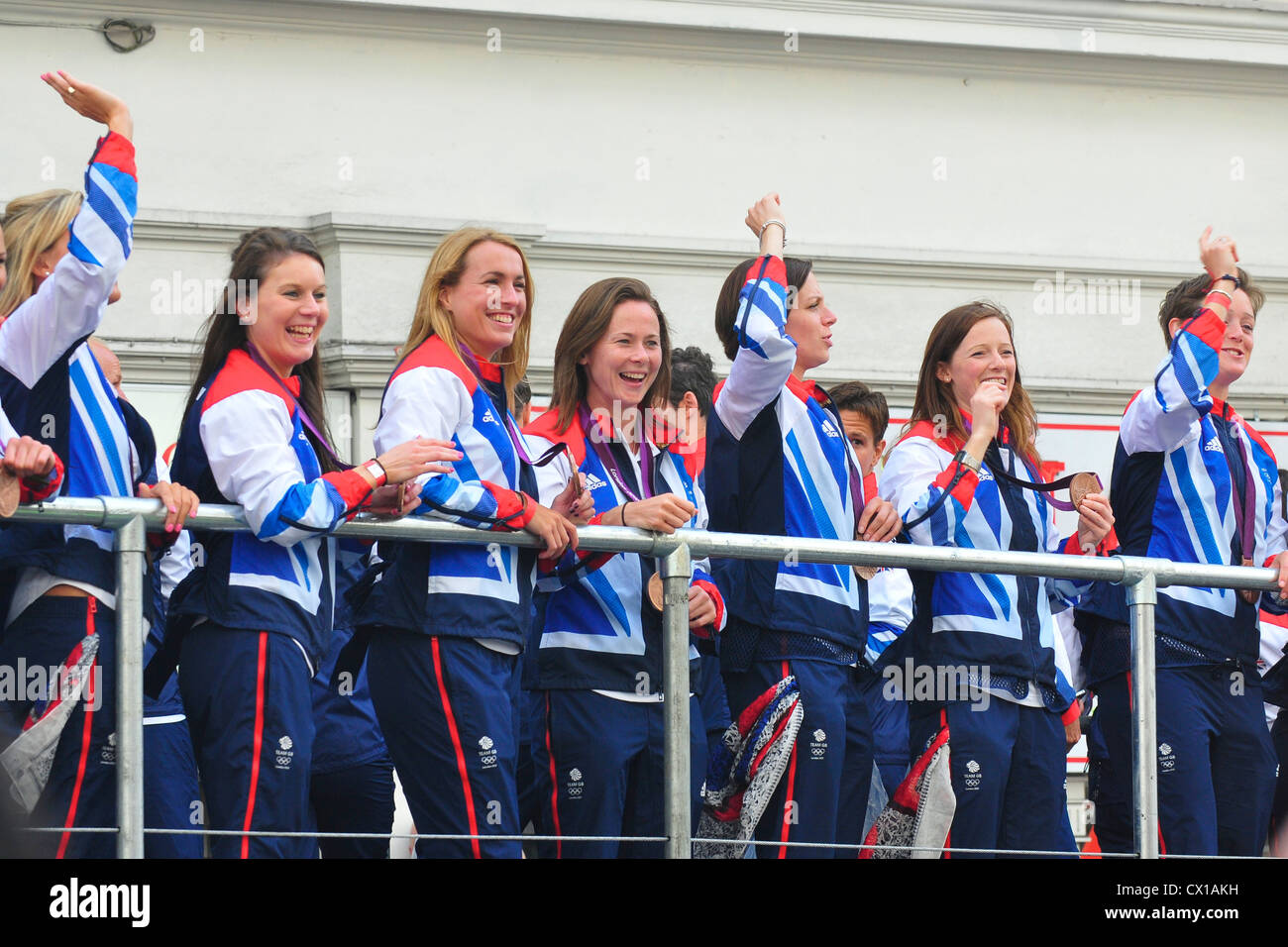 Team GB donne la squadra di hockey presso gli atleti Parade, a celebrare il successo del team GB e Paralimpiadi GB a Londra 2012 Foto Stock
