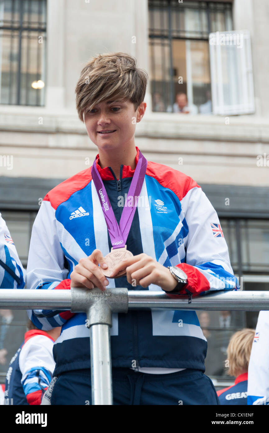 Sally Walton presso le Olimpiadi di Londra 2012 Team GB Victory Parade London REGNO UNITO Foto Stock
