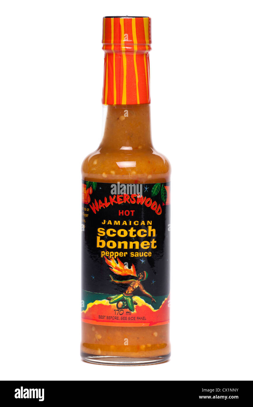 Bottiglia di giamaicano Scotch Bonnet salsa di peperoni da Walkerswood Foto Stock