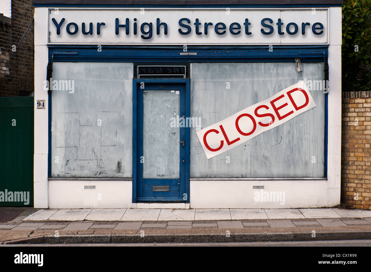Parte anteriore di un chiuso shop - Il vostro High Street Store - Concetto di immagine Foto Stock