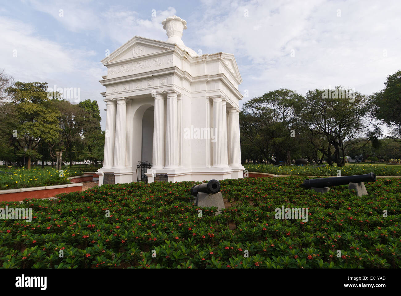 Elk201-4427 India, nello Stato del Tamil Nadu, Pondicherry, Piazza del governo Foto Stock