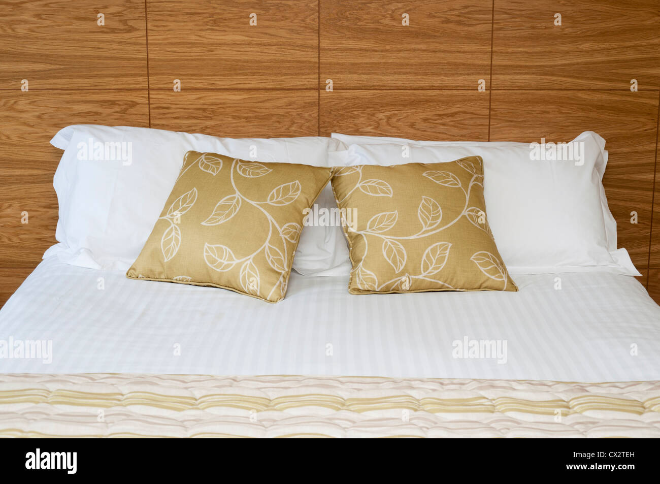 Hotel camera da letto matrimoniale. Foto Stock