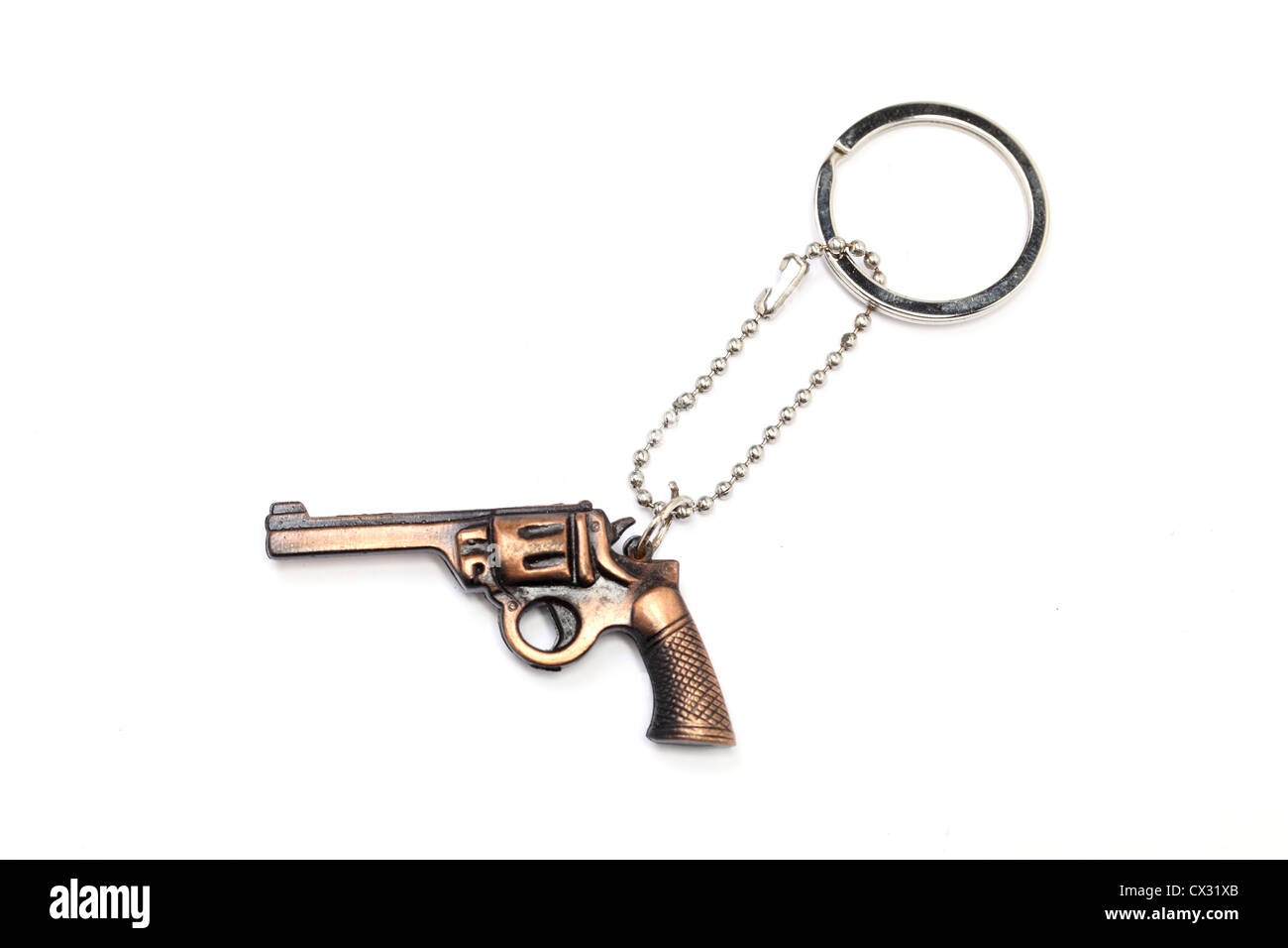 Pistola giocattolo con portachiavi isolati su sfondo bianco Foto stock -  Alamy