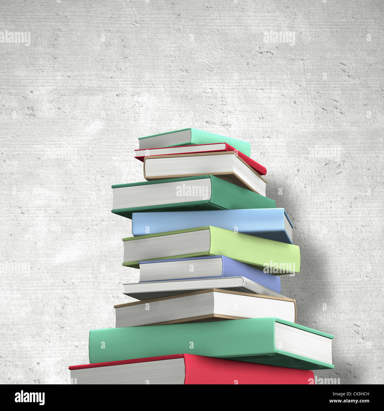 Buecherstapel aus Hardcoverbüchern mit farbigem Einband ohne Aufschrift - Pila di libri Foto Stock