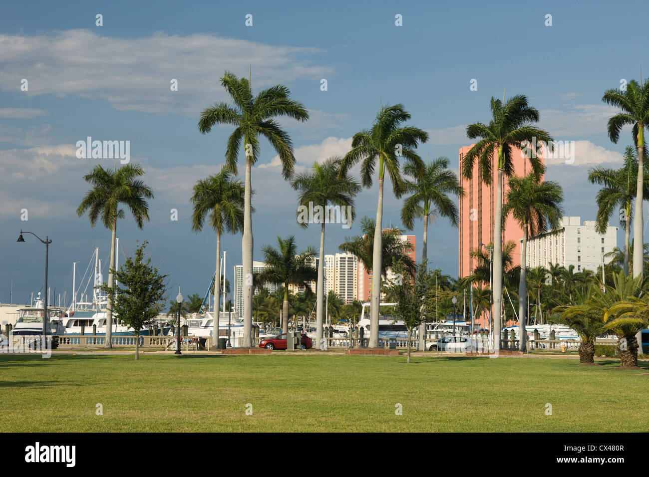 PALMS Fort Myers YACHT Bacino Fiume pace DOWNTOWN WATERFRONT Fort Myers Florida USA Foto Stock