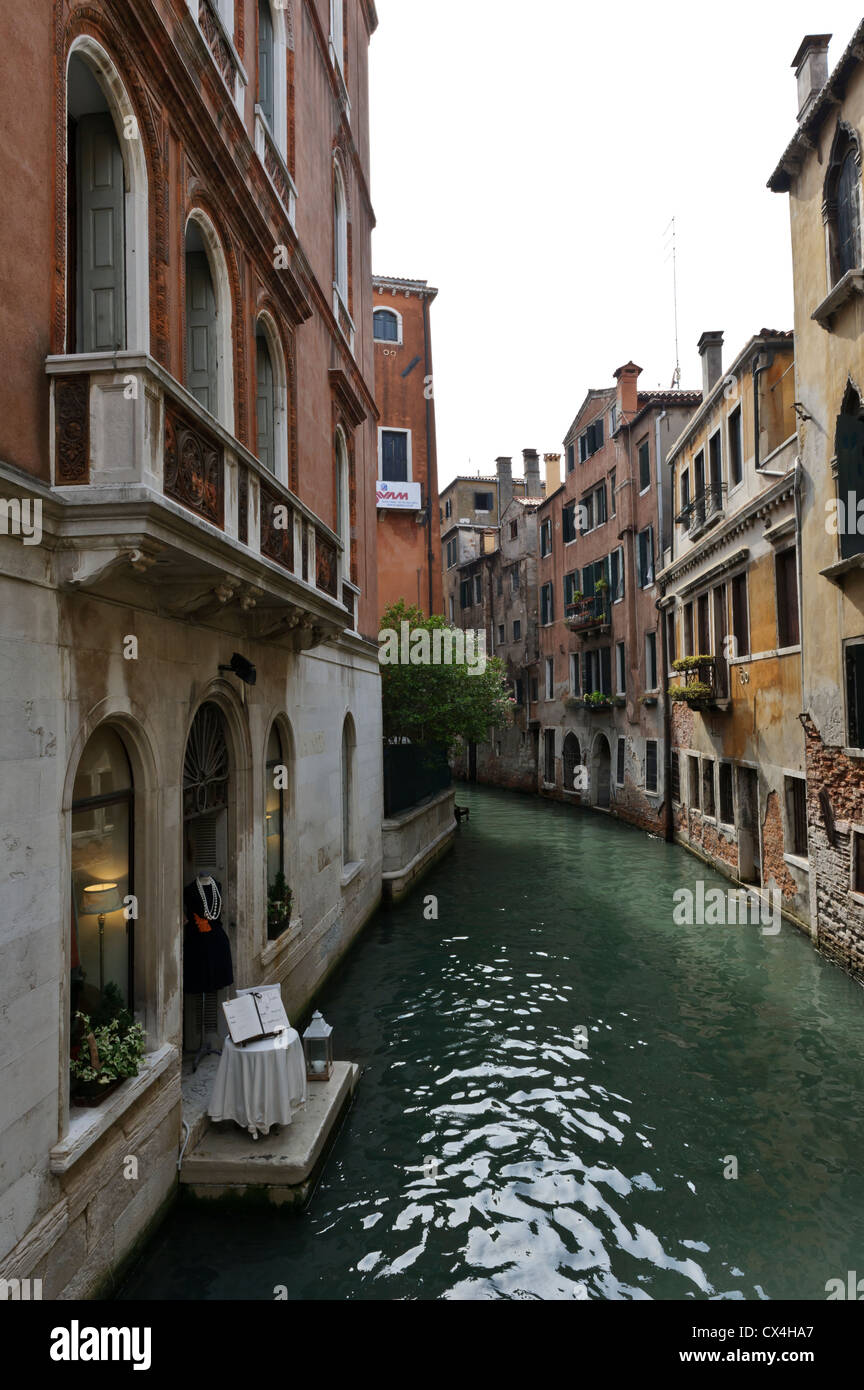 Canale veneziano, Venezia, Italia. Foto Stock