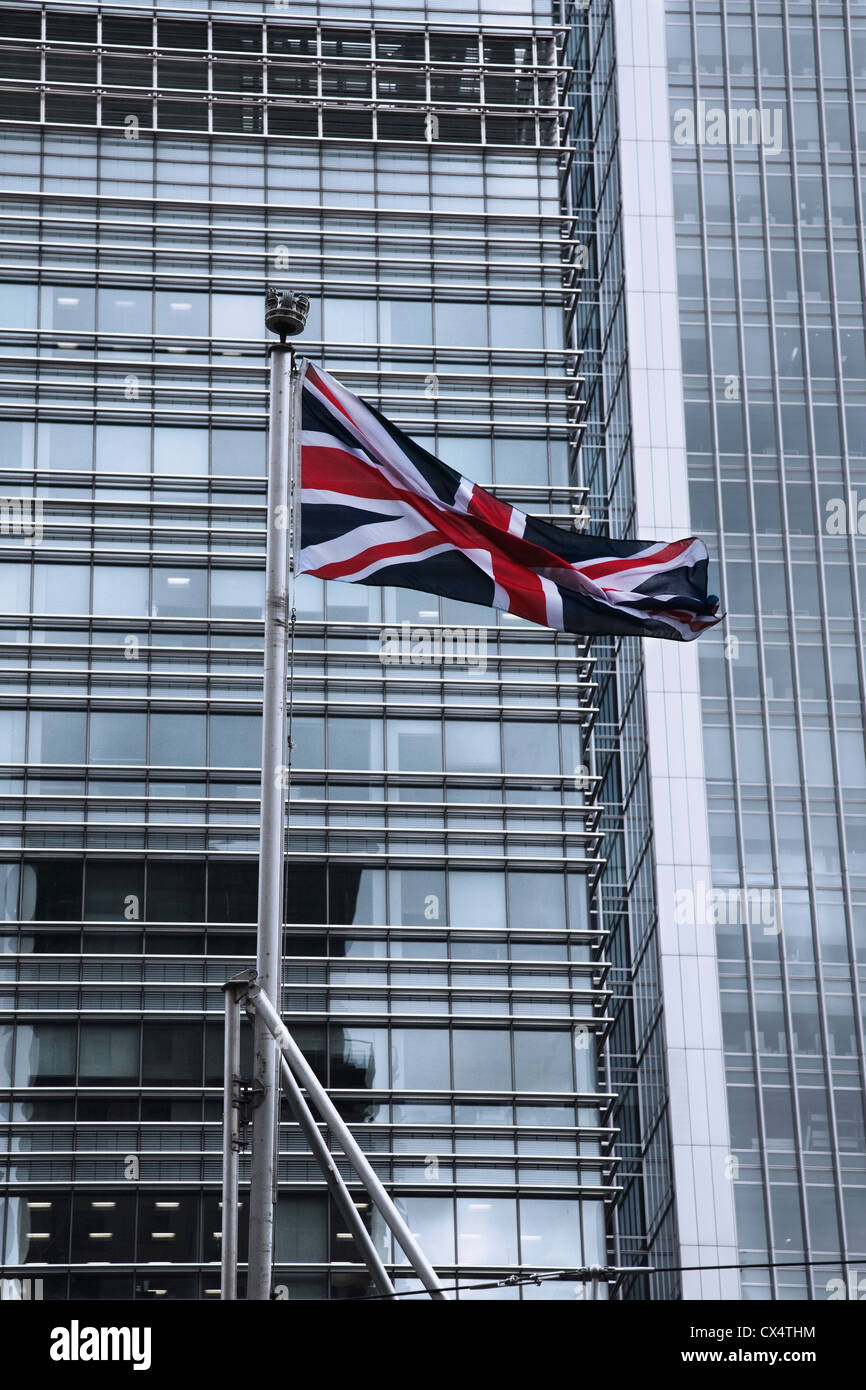 Britannica Union Jack flag su un palo di bandiera Foto Stock