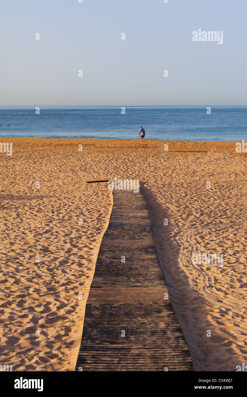 Spiaggia sentiero in legno Foto Stock