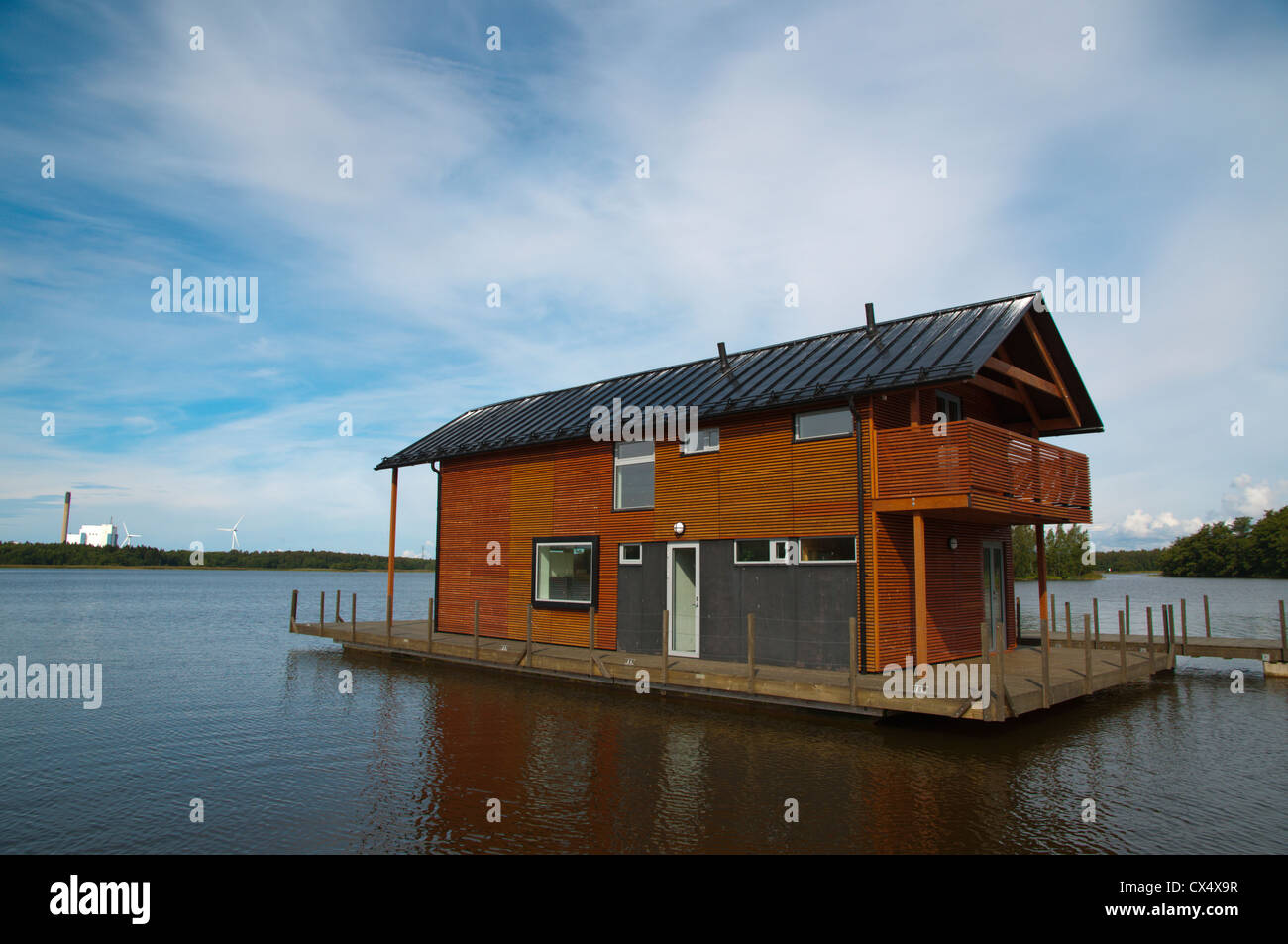Flottante in legno ecologico Casa del Mar Baltico in Reposaari isola città di Pori Satakunta county western Finlandia Europa Foto Stock