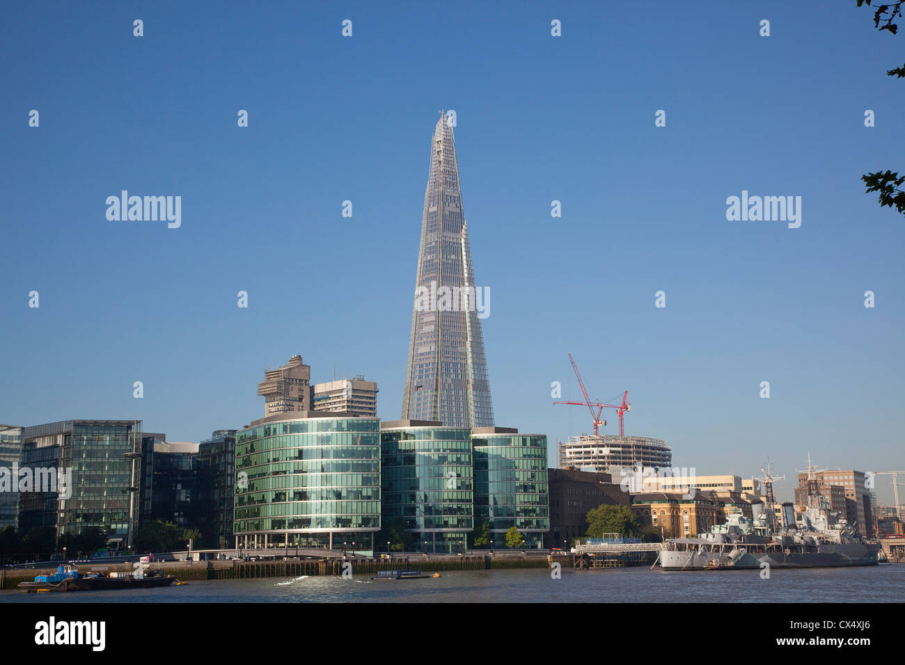 Inghilterra, London Southwark southbank, Shard grattacielo progettato da Renzo Piano nella città del London Bridge trimestre. Foto Stock