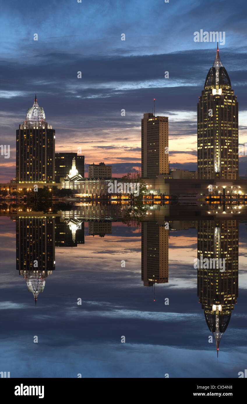 RSA BATTAGLIA Tower House Building skyline del centro Mobile in Alabama USA Foto Stock