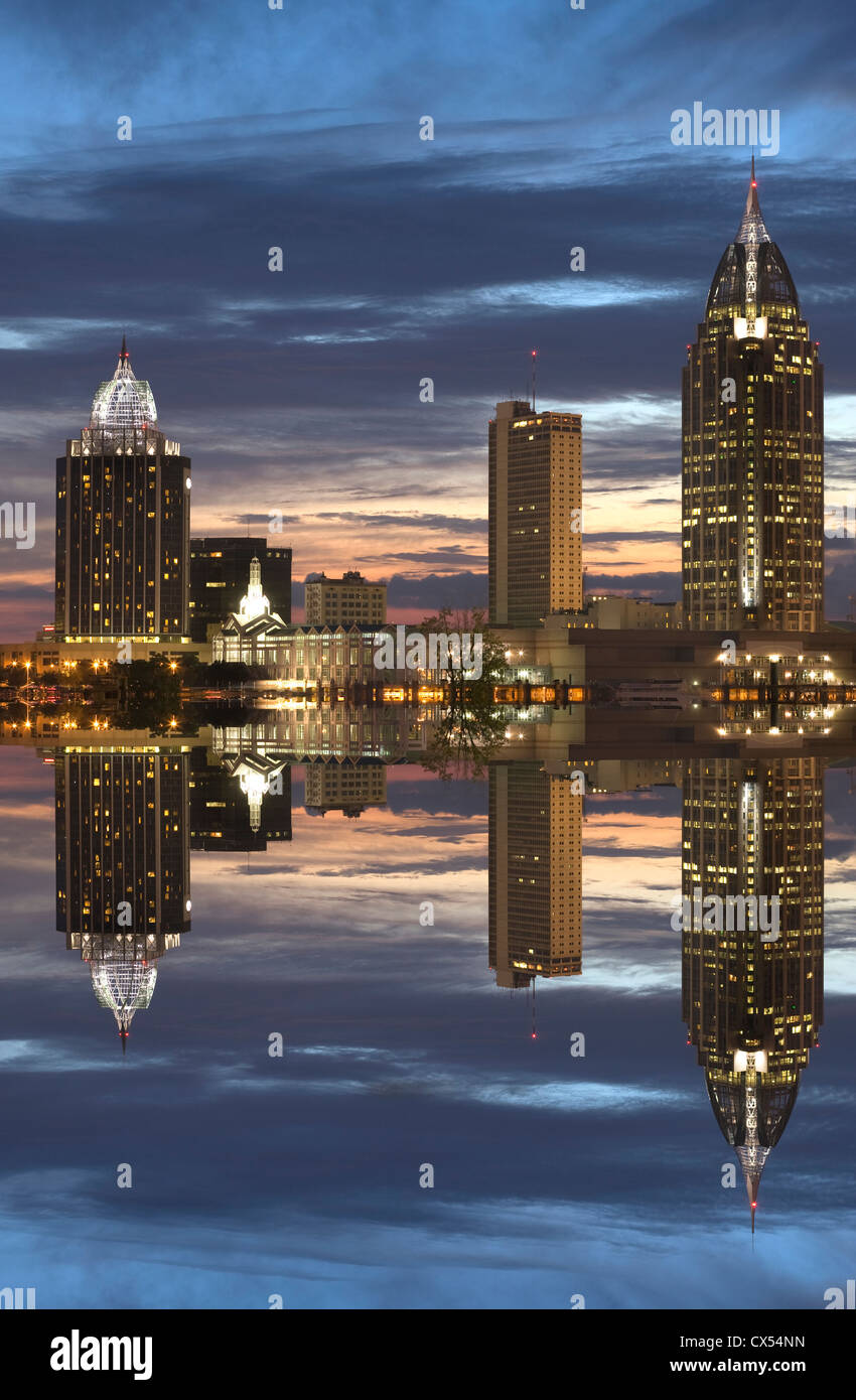 RSA BATTAGLIA Tower House Building skyline del centro Mobile in Alabama USA Foto Stock